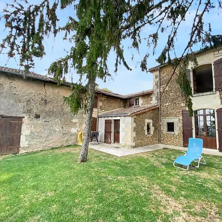 Maison Charmante à Avec Jardin Privé * Mouterre-Silly
