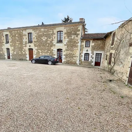 Semesterbostad Maison Charmante A Avec Jardin Prive *