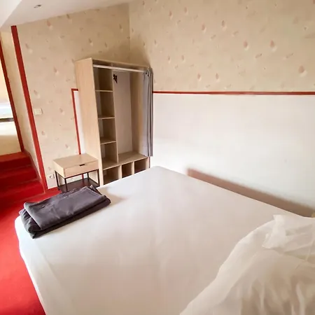 Vakantiehuis Maison Charmante A Avec Jardin Prive