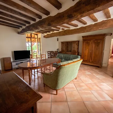 Maison Charmante A Avec Jardin Prive Vakantiehuis Mouterre-Silly