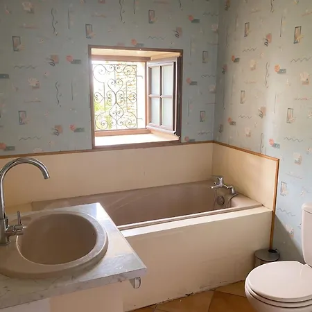 Vakantiehuis Maison Charmante A Avec Jardin Prive Mouterre-Silly