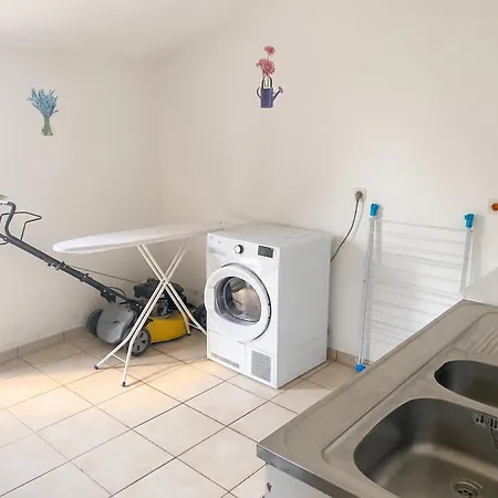 Maison Charmante A Avec Jardin Prive *