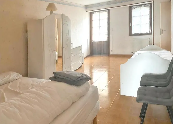 Maison Charmante A Avec Jardin Prive