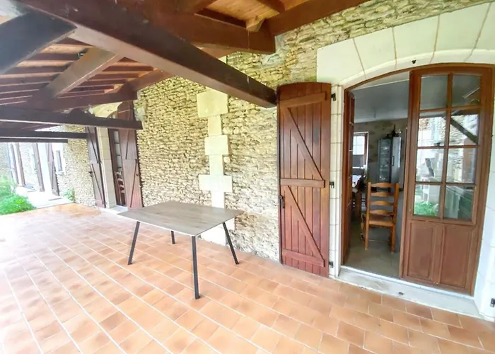 度假居 Maison Charmante A Avec Jardin Prive