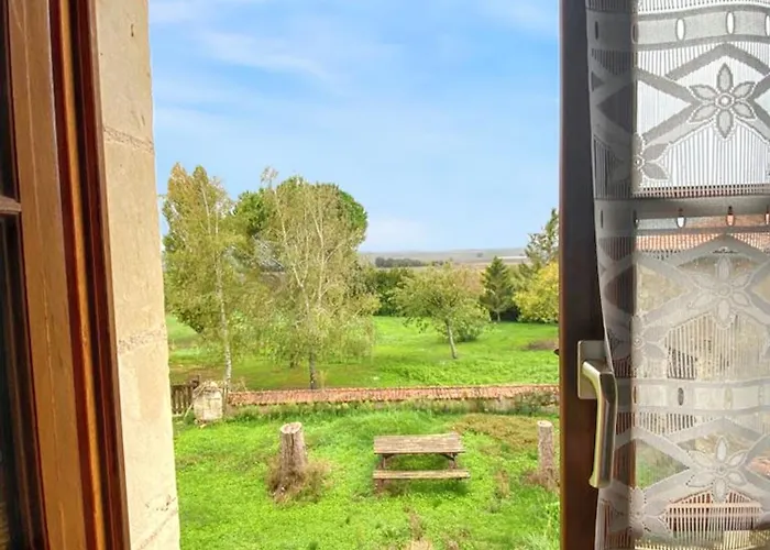 Maison Charmante A Avec Jardin Prive 度假居