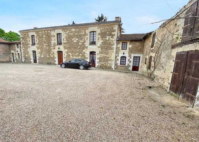 度假居 Maison Charmante A Avec Jardin Prive *